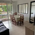 Appartement Frejus 300M De La Plage 3 Chambres 7 Lits