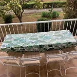 Appartement Frejus 300M De La Plage 3 Chambres 7 Lits